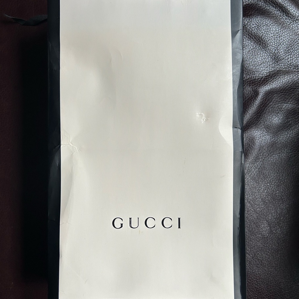 Gucci Cream and Black Shopping Bag
